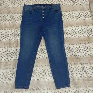 Women’s Tahari Jeans